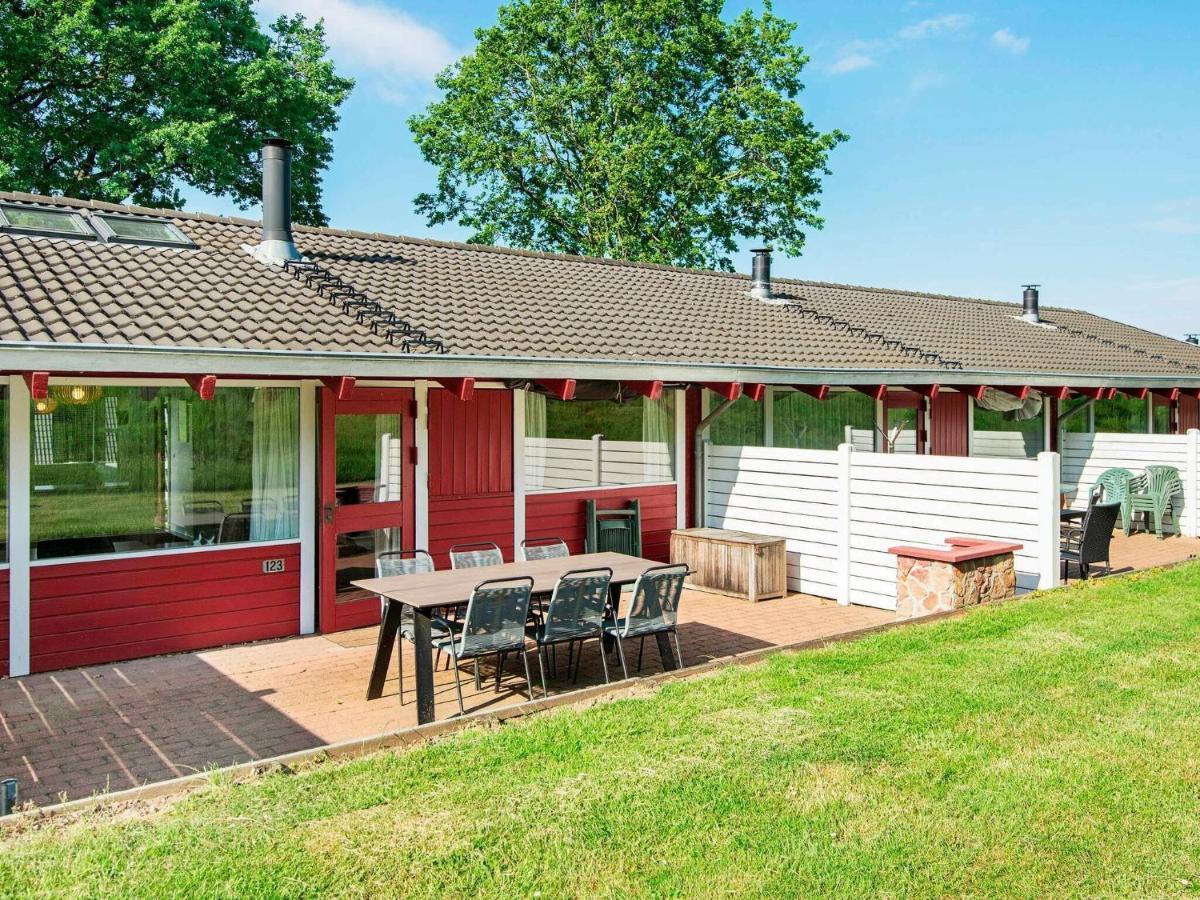 6 Person Holiday Home In Обенро Стая снимка